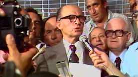 מנחם בגין מתוך הסדרה הליכודניקים, צילום: מסך: קשת 12