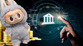 בנק ובובת Labubu, צילום: shutterstock