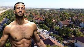 מייקל לואיס, בת חפר, צילום: shutterstock, אינסטגרם/ michaelewis