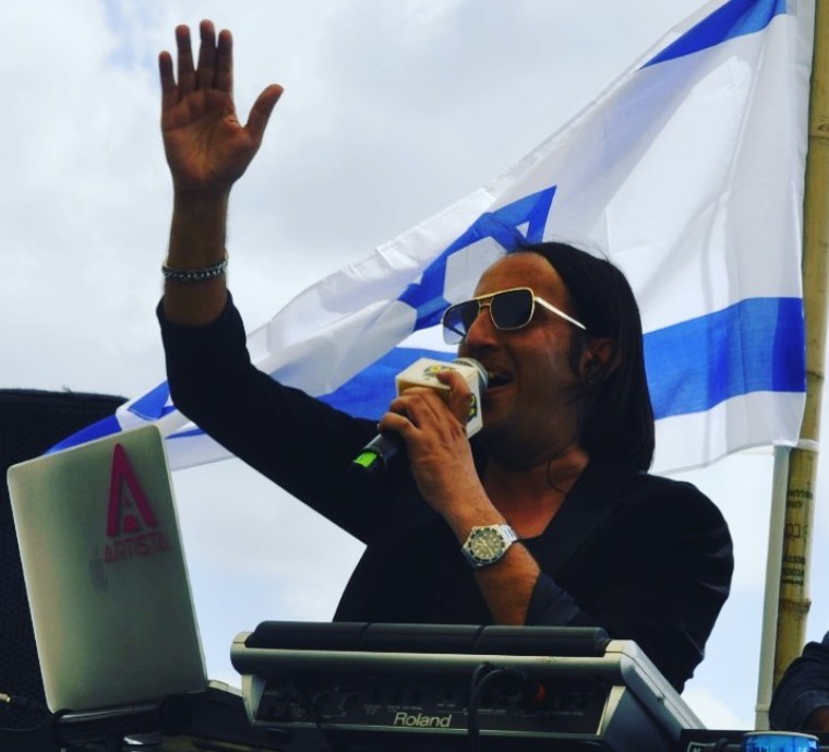 אליקו מותקף בעקבות הזוגיות החדשה: