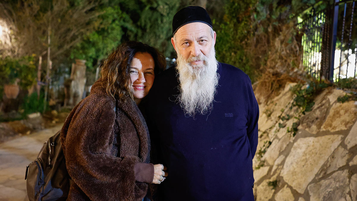 צופית גרנט חוגגת יום מאושר: 
