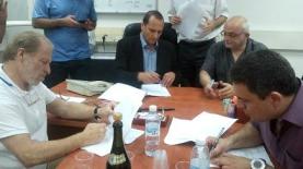 חותמים על הסכם הרפורמה: מימין - רותם אברוצקי, יוני בן-מנחם, אמיר גילת וחיקה גינוסר (צילום: לינדה בר), צילום: יח"צ