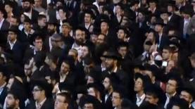 ההמונים בלוויתו של הרב עובדיה יוסף, אתמול (צילום מסך: ערוץ 2), צילום: צילום מסך: ערוץ 2