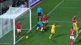 מכבי תל אביב מנצחת את הפועל באר שבע, בעונה שעברה (צילום מסך: ערוץ 1), צילום: צילום מסך: ערוץ 1