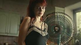 נינט טייב בפרסומת לדלתא, צילום: צילום מסך