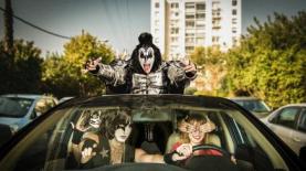 שאזאם. מודעת Kiss של תלמידי בצלאל, צילום: יח"צ