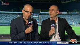 עמיחי שפיגלר ומוטי אווניר בסיכום המשחק אמש בין מכבי תל אביב למכבי חיפה בבלומפילד (צילום מסך: ערוץ 1), צילום: צילום מסך: ערוץ 1