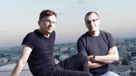 דמיטרי גנדלמן מימין, יחד עם איגור רובינשטיין, משרד מדיה-נט, צילום: יח"צ