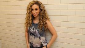 שני נחשוני, עכשיו באנגלית, צילום: אור גפן