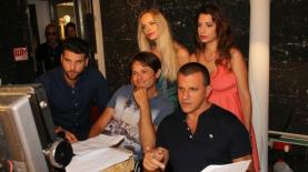 עומרי כוכבי וויקה פינקלשטיין בקמפיין לערוץ הקניות, צילום: אור גפן