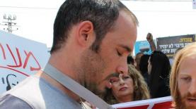 יאיר טרצ'יצקי, במהלך הפגנת עובדי מעריב לפני מספר שנים, צילום: אלכסנדר כץ