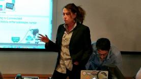 סטלה הנדלר במסיבת העיתונאים של בזק, צילום: יח"צ