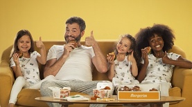 קמ]יין לרשת בורגרים, צילום: אסף לוי