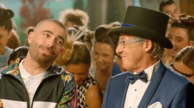 גידי גוב ועומר אדם בפרסומת לבזק, צילום: מסך