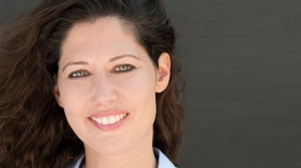 יעל אדליסט, צילום: לורה לכמן, מוזיאון ישראל