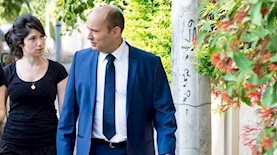 נפתלי בנט וברית פרץ, צילום: אלי כהן