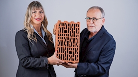 חיים הכט ומנכלית חסין אש טלי חדד, צילום: בן גבאי