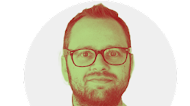 נדב שטראוכלר