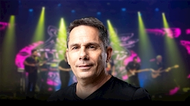 גולן עינת, צילום: מתוך טוויטר, מתוך עמוד הפייסבוק של זאפה