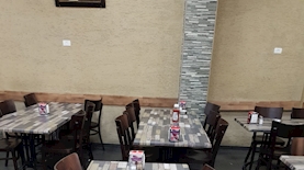 שולחנות המסעדה ריקים, צילום: טוויטר חומוס חליל