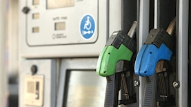 דלק, צילום: Magma Images