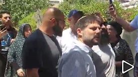 סמוטריץ וסטרוק מותקפים בשמעון הצדיק, צילום: מסך מתוך הסרטון שמופץ ברשתות החברתיות