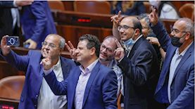 רשימה משותפת חוק האזרחות, צילום: יונתן סינדל פלאש 90