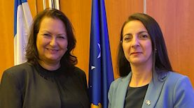 אינס דמירי, שגרירת קוסובו הראשונה בישראל  ואורלי אברהמי, יו"ר פורום נשות עסקים בישראל, צילום: פורום נשות עסקים בישראל