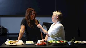 הילה בידרמן ואביטל מאיירס, צילום: אילן בנדנה