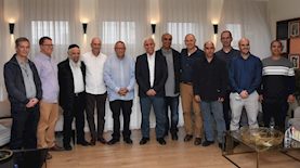 חתימת ההסכם של תומר, צילום: ההסתדרות