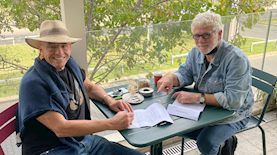 מימין לשמאל: המפיק דורון ערן ואיש העסקים דורון הלפרן, צילום: פרטי