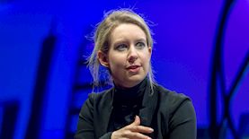 אליזבת הולמס, מייסדת Theranos, צילום: Stuart Isett/Fortune Global Forum