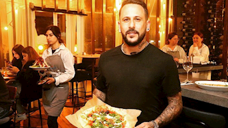 אסי בוזגלו בפלמינו בר, צילום: אינסטגרם