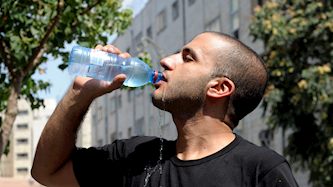 שתיית מים, צילום: פלאש 90