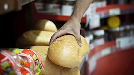 לחם, צילום: פלאש 90/ נועם מוסקוביץ
