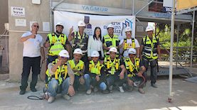 יום הבטיחות הלאומי באתרי בנייה במכללת שבירו בשיתוף ארגון הקבלנים בנגב ועובדי חברת אביסרור משה ובני, צילום: בנג'ו תקשורת ויחצ