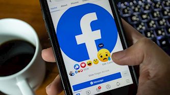 פוסטים ברשתות חברתיות, צילום: shutterstock