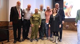 סלקום גדולים במדים, צילום: יעקב דדון