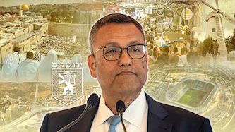 משה ליאון, צילום: פלאש 90/ משה שי, יונתן זינדל, Zack Wajsgras, נעם רבקין פנטון, shutterstock