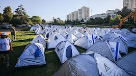 "עיר אוהלים" בירושלים, צילום: פלאש 90/ חיים גולדברג