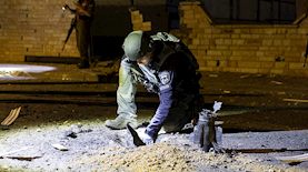 נפילת רקטה באשדוד, צילום: פלאש 90/ לירון מולדובן