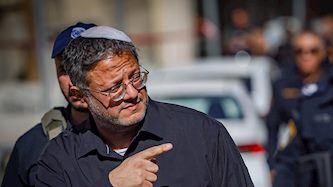 איתמר בן גביר בזירת פיגוע הדקירה בירושלים, צילום: פלאש 90/ חיים גולדברג