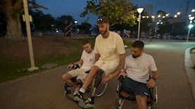 הנרי חן ולוחמי גולני, צילום: ארגון זהות