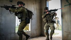 חיילים בגבול הצפון, צילום: פלאש 90/ מיכאל גלעדי