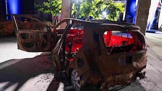 רכב שרוף במיצג, צילום: יובל יושע