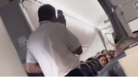 הטייס זועם על הנוסעים, צילום: אינסטגרם @passengershaming