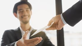 משכורות, צילום: shutterstock