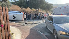 האוטובוס שהתהפך, צילום: דוברות מגן דוד אדום