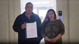 הרצל ומירב חג'אג' מגישים עתירה נגד העסקה, צילום: פורום בוחרים בחיים