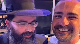 אבי שושן והרב אבוחצירא, צילום: חשבון הפייסבוק של אבי שושן